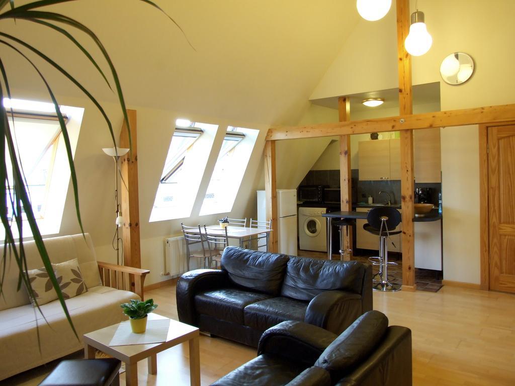 Sunlit Loft Apartment 리가 객실 사진